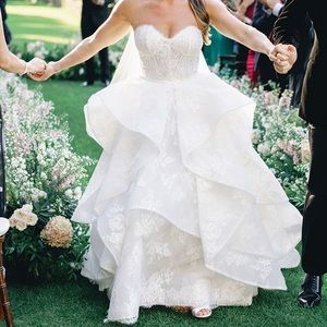 Monique Lhuillier Ball Gown Lace Wedding Dress